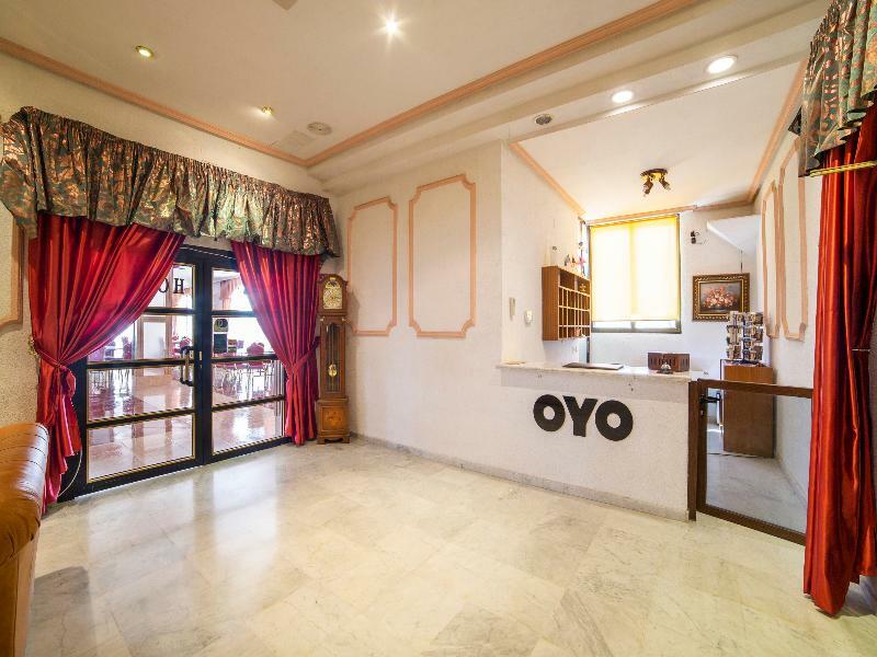 Oyo普拉多酒店 Carrascosa del Campo 外观 照片